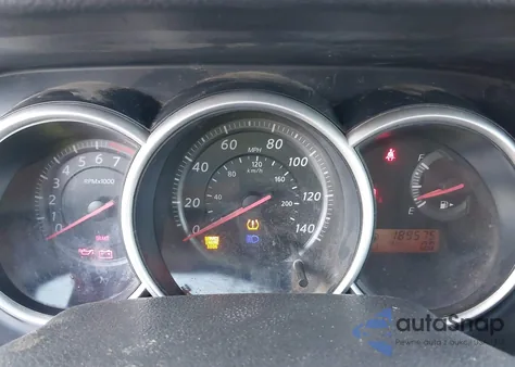 2010 Nissan Versa 1.8S из США, поврежденный, VIN 3N1BC1CP6AL435403